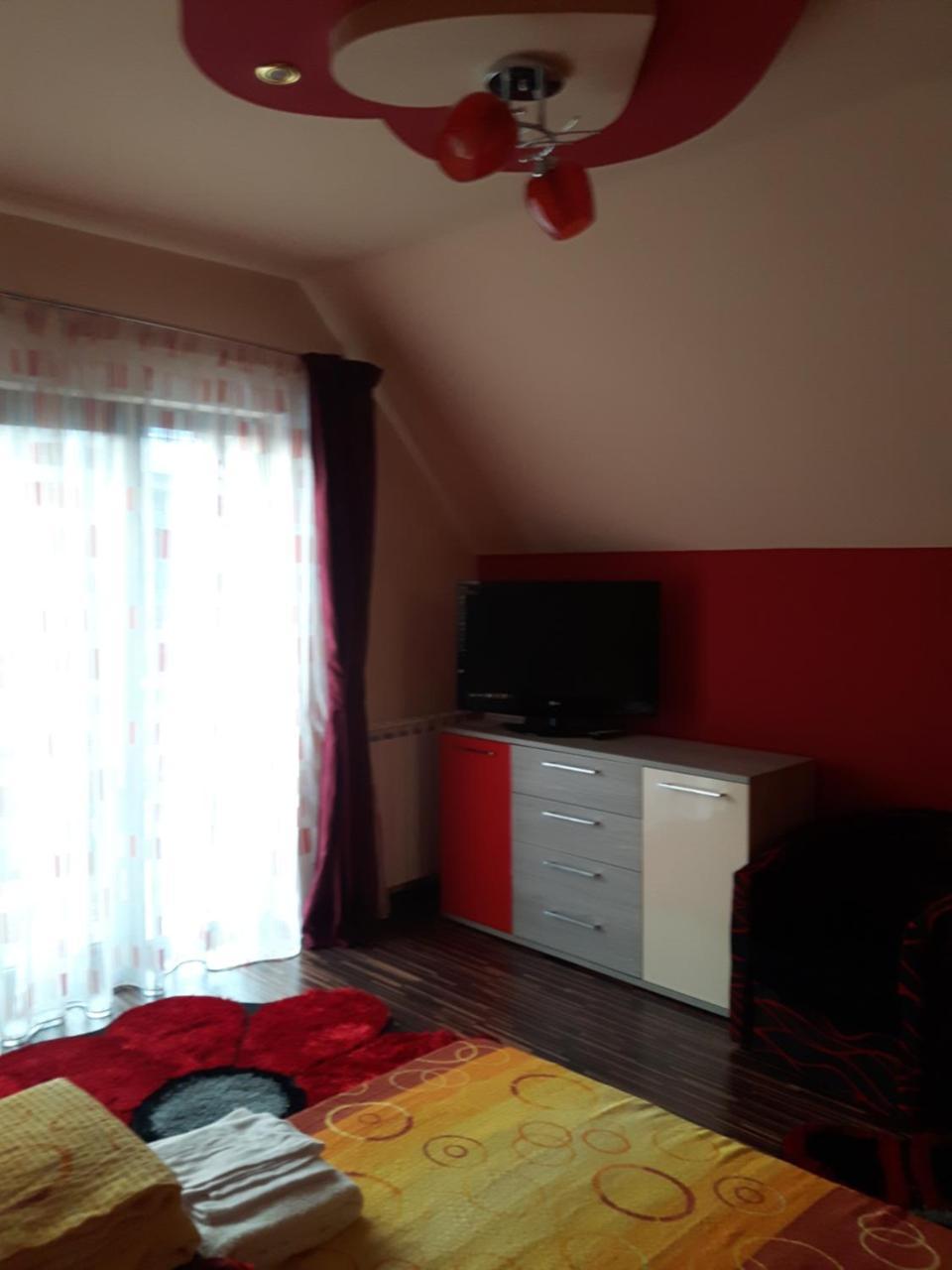 Vila Alexia Hotel Calimanesti Ngoại thất bức ảnh