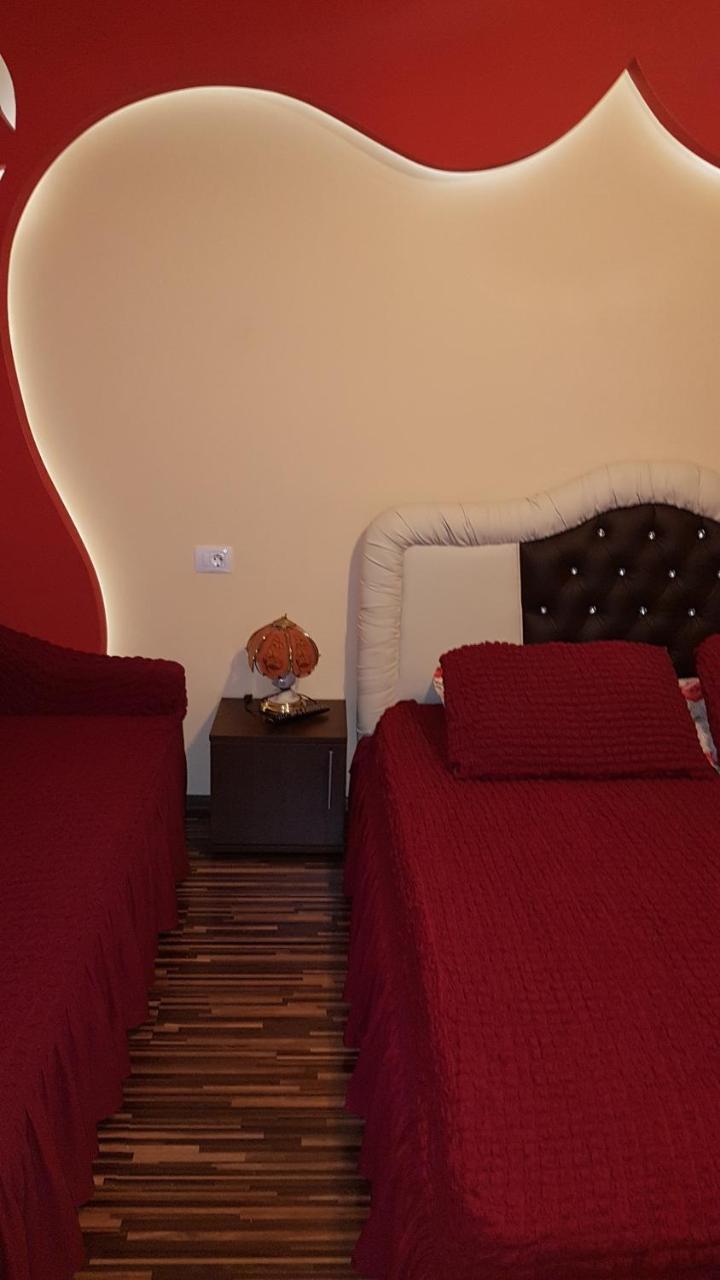 Vila Alexia Hotel Calimanesti Ngoại thất bức ảnh